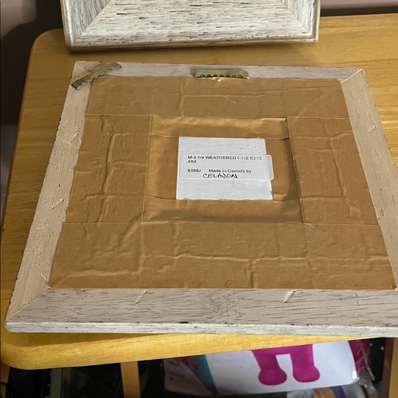 Weathered pine framed mirrors made in Canada - Picture 6 of 6